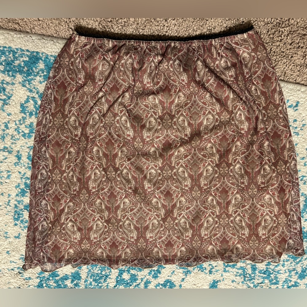 US 10 Paisley Mini Skirt | Pretty Little Thing